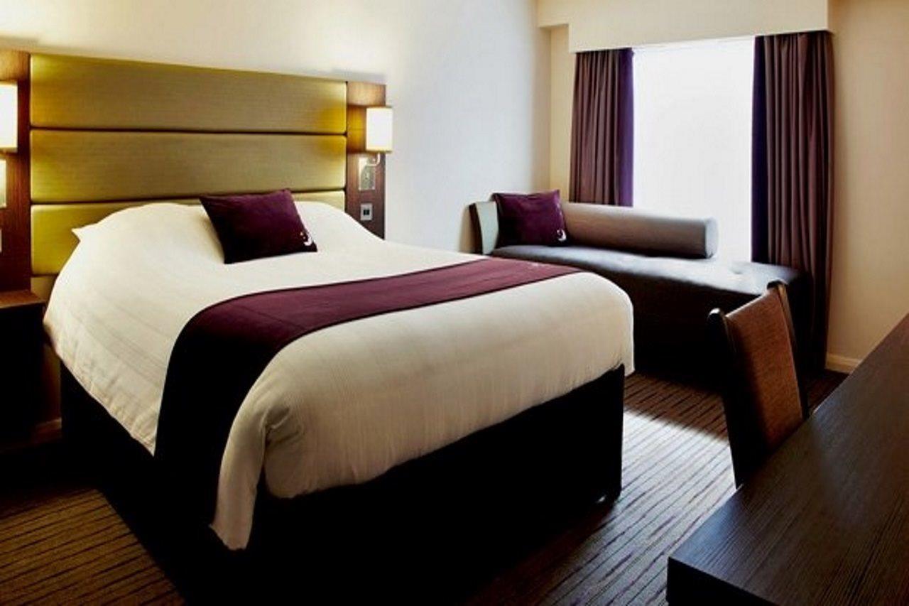 Premier Inn Poole Centre Exteriér fotografie
