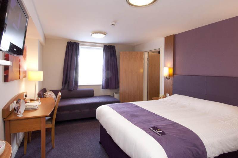 Premier Inn Poole Centre Exteriér fotografie